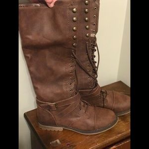 Women’s Brown Boots Size 7